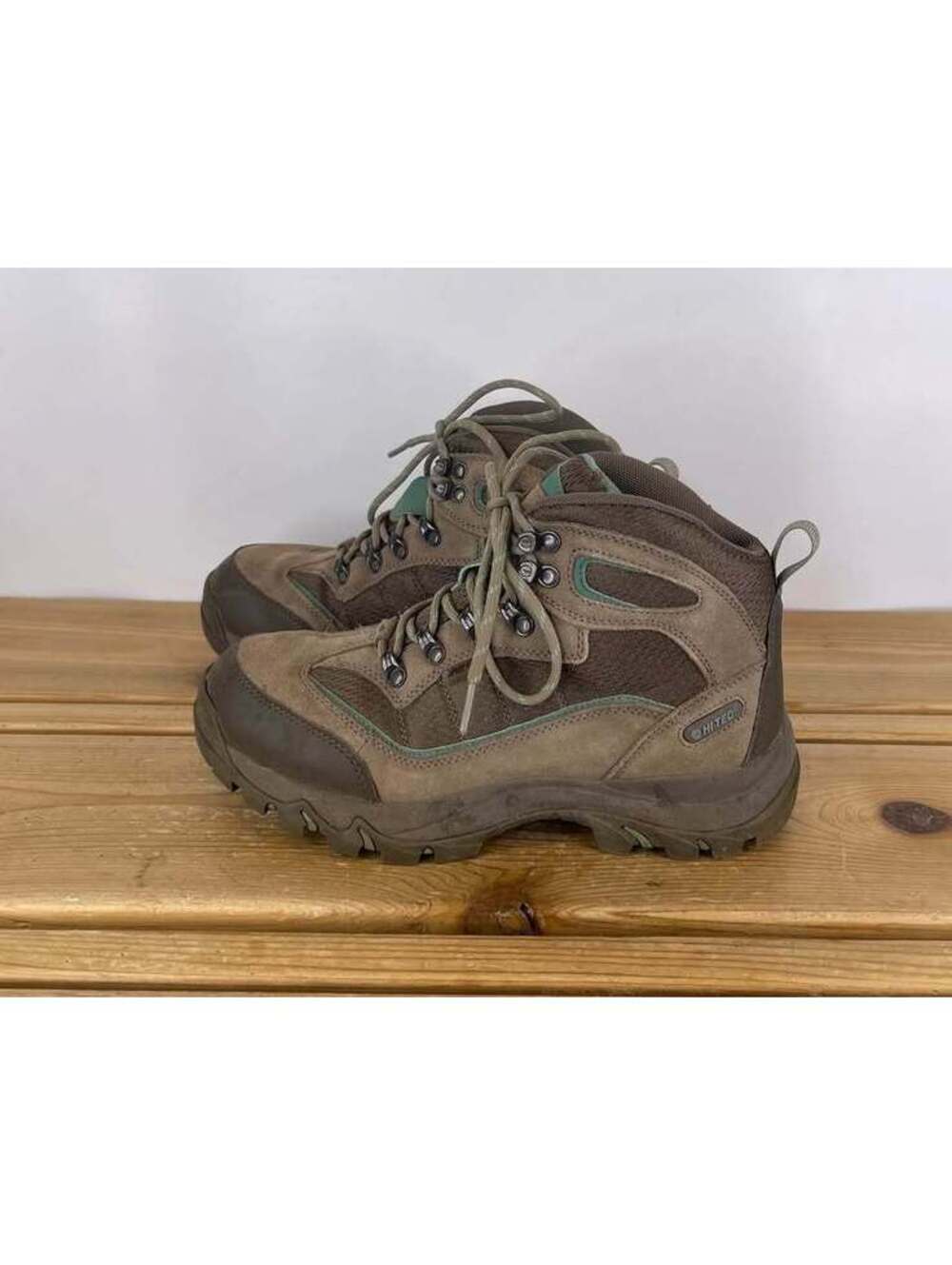 Hi-Tec Hiking Boots Women's Size 8.5